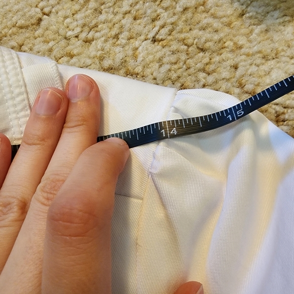 Le Chateau white trench coat - Picture 8 of 8